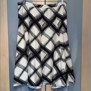 Black/White Full Skirt